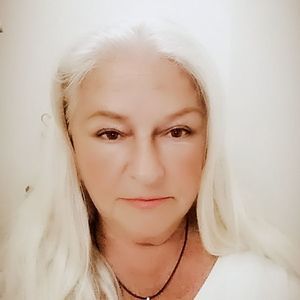 Meet your Posher, Alice